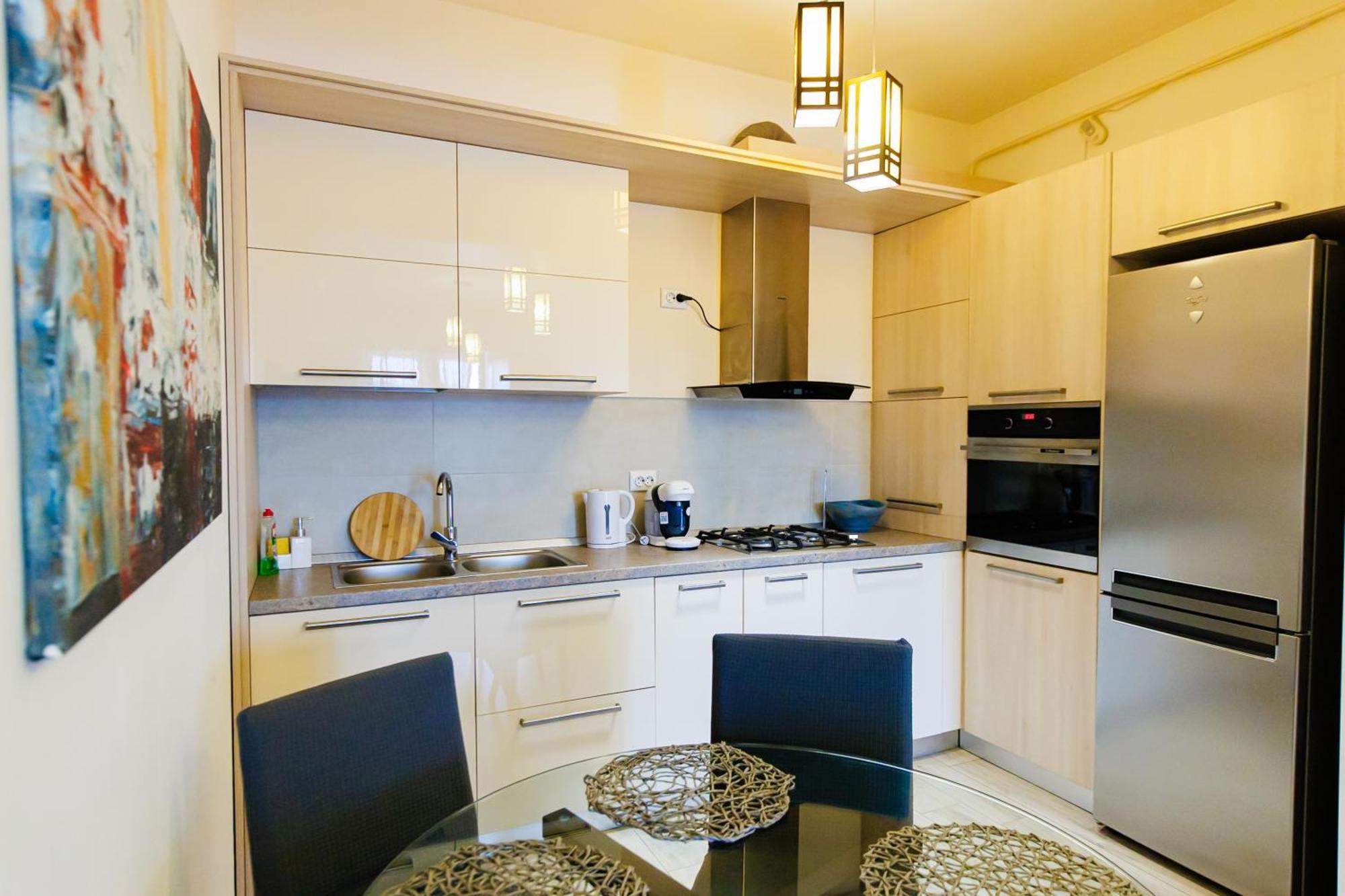 Tod Apartments Palas Mall Yaş Dış mekan fotoğraf