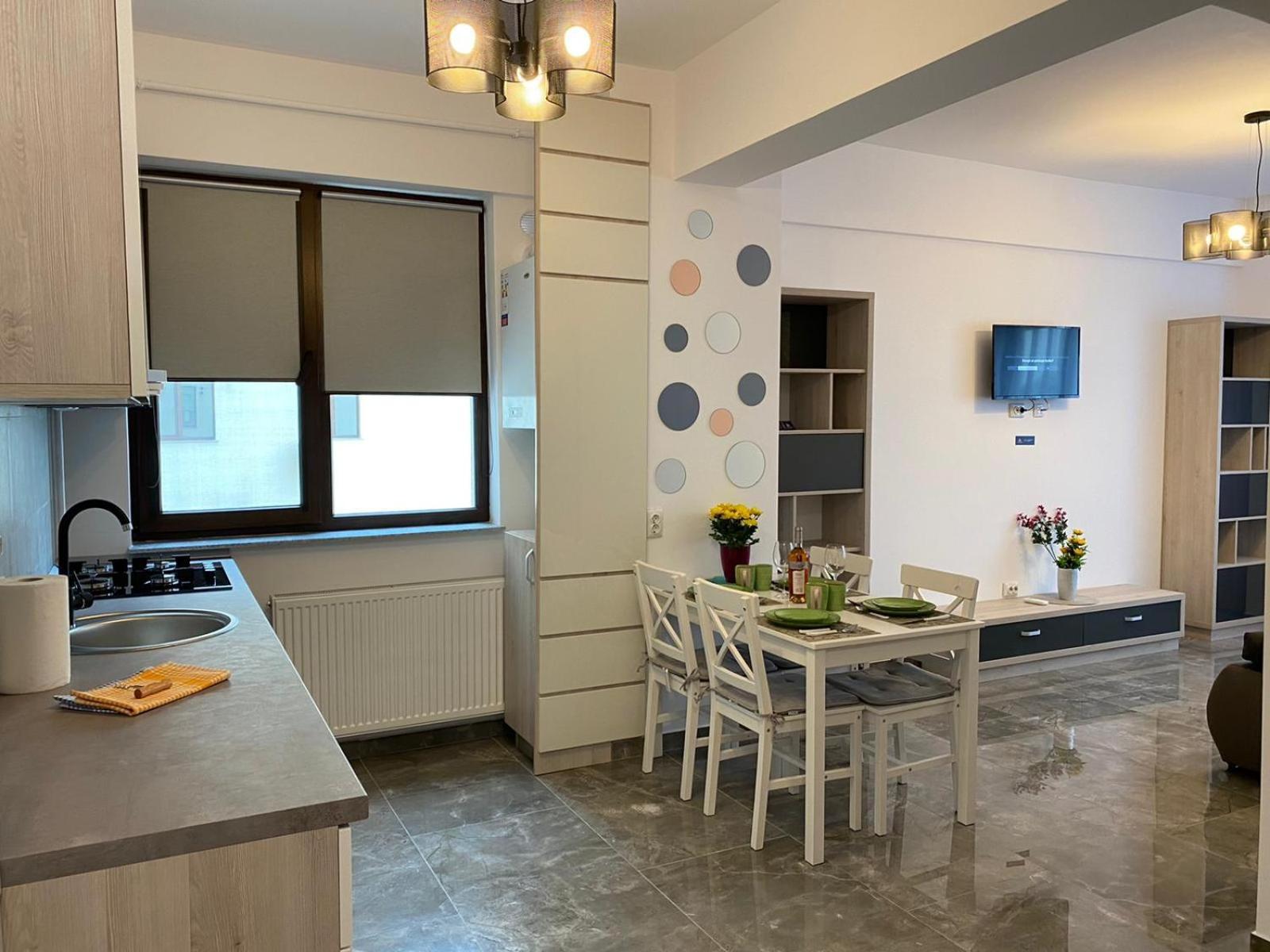 Tod Apartments Palas Mall Yaş Dış mekan fotoğraf